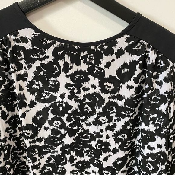 Worthington Blouse - Picture 5 of 7